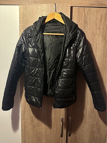 s Beden Bershka siyah mont