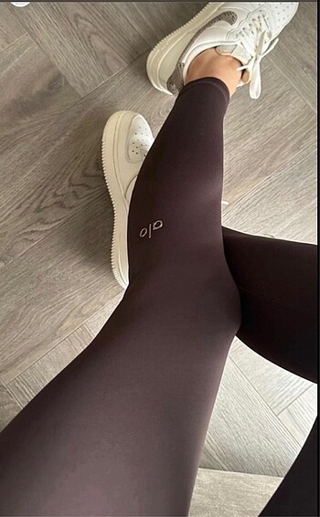 Alo yoga tayt