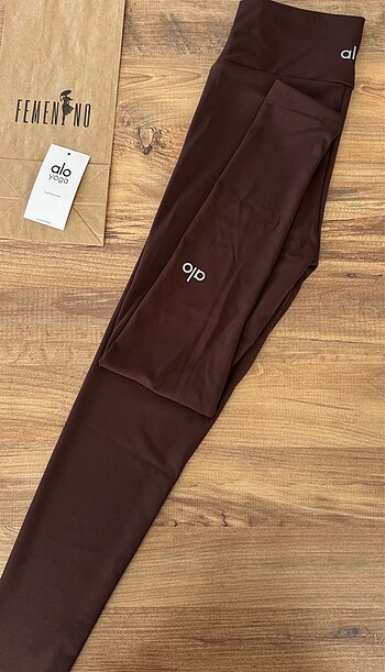 Alo yoga tayt (brown)