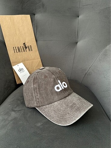 Alo yoga off - duty cap