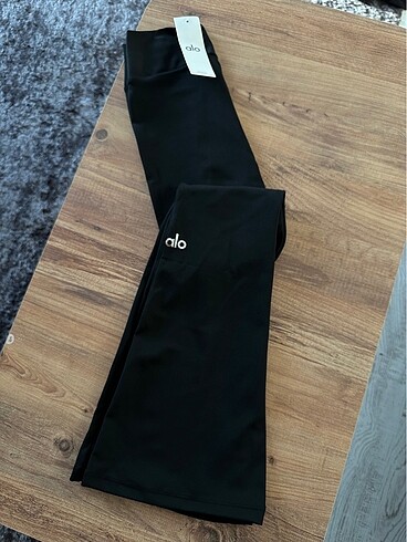 Alo yoga flare pantolon