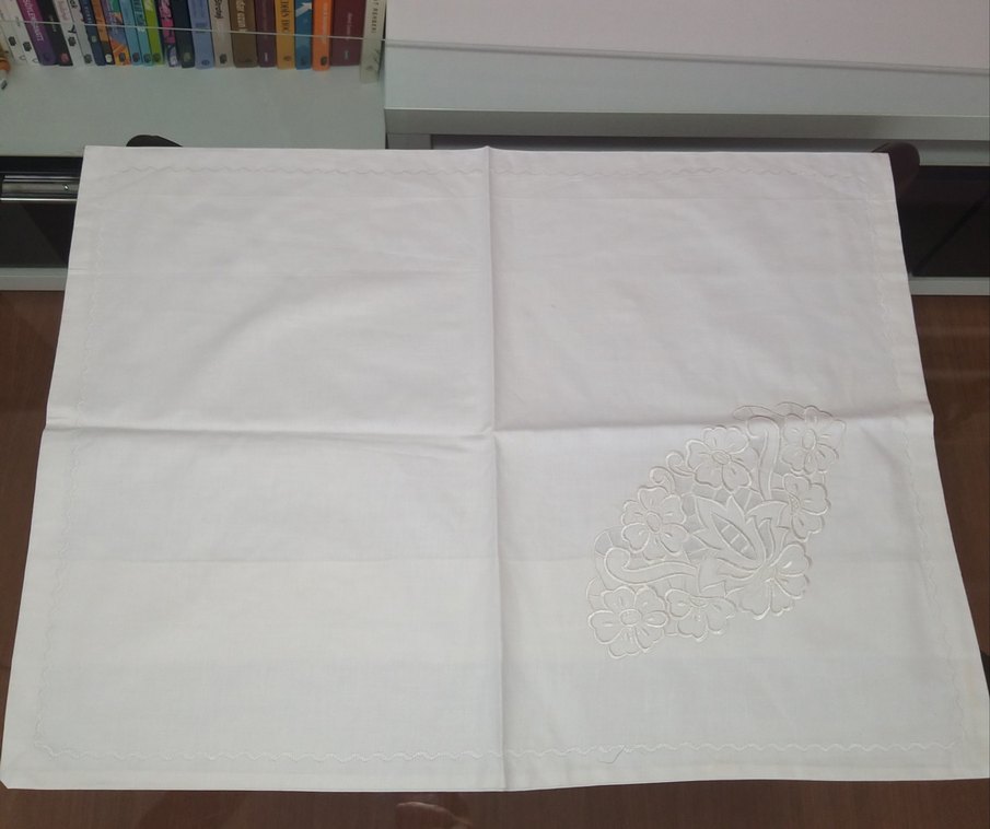 Nakışlı Yastık Kılıfı - Görsel 3