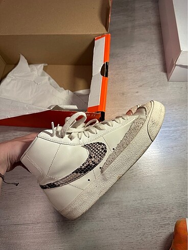 37 Beden beyaz Renk Nike Blazer
