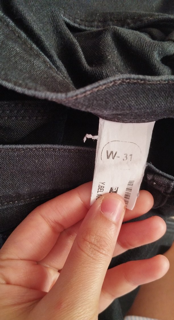 Siyah Düğmeli Kadın Kot Pantolon - Görsel 4