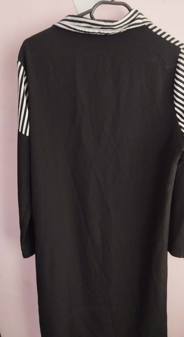 Düğmeli Siyah Beyaz Çizgili Kadın Gömlek - Görsel 4