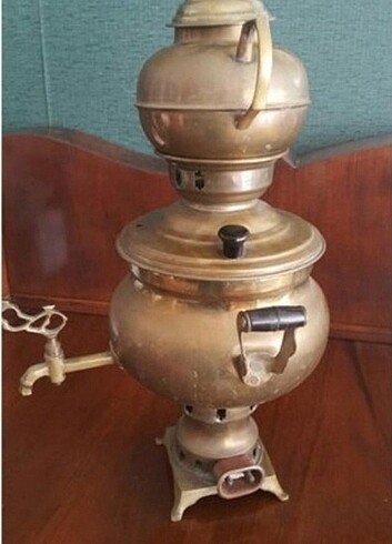 Diğer 150 yıllık semaver 