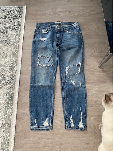 36 Beden mavi Renk Zara Jean Pantolon