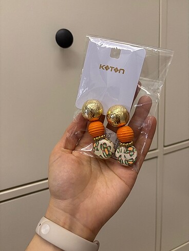 Koton Sallantılı Küpe