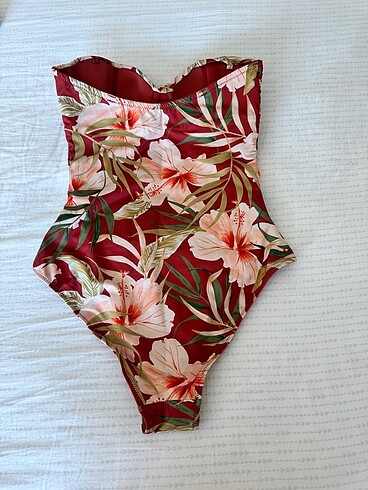 H&M H&m çiçekli mayo