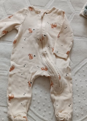 Yeni doğan bebek tulum ve çeşitli kıyafetler - Görsel 2