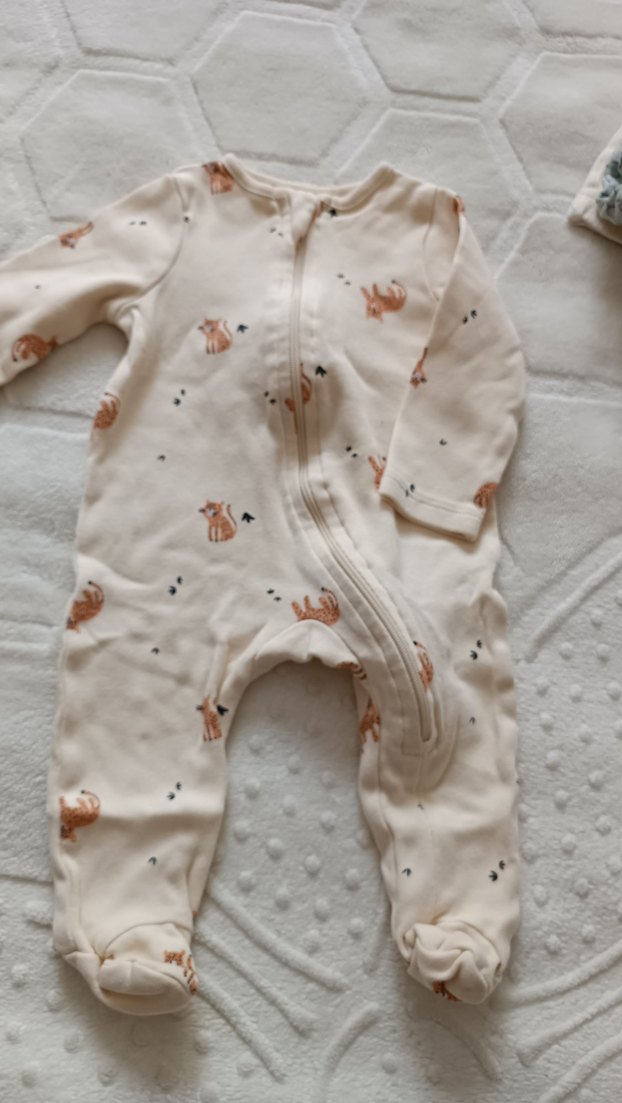 Yeni doğan bebek tulum ve çeşitli kıyafetler - Görsel 2