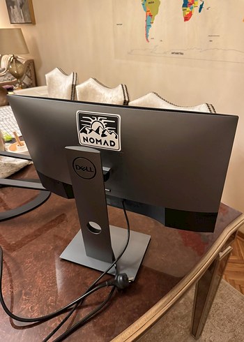 Beden DELL U2419HC - 24 inch ekran Bej Renkli Monitör