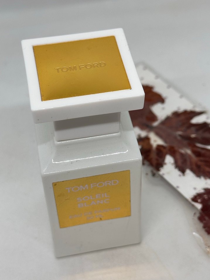 Tom Ford Soleil Blanc Kadın Parfümü 50 ml - Görsel 2