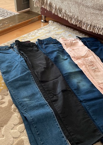 10 Yaş Beden Kız çocuk Çok Renkli Kemerli Denim Pantolonlar