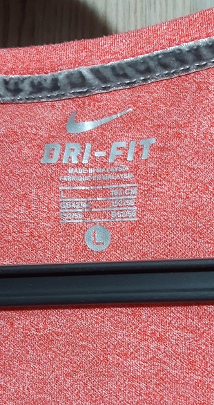 Nike Tişört 