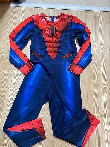 Spiderman kostümü