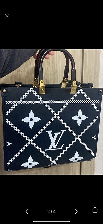 Yves Saint Laurent Kadın kol çantası