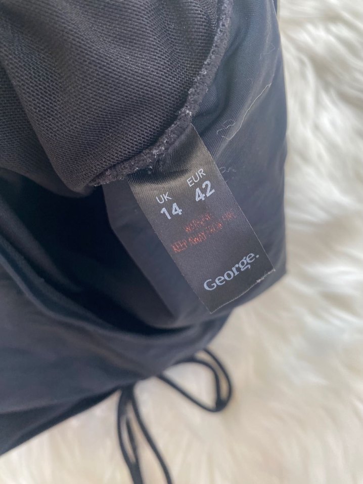 George Fırfırlı Siyah Gotik Mayo - Görsel 4