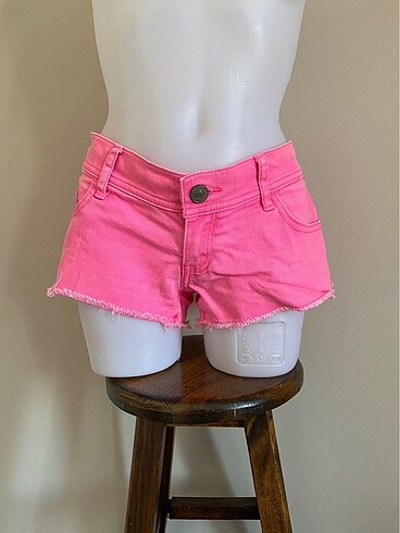 Abercrombie & Fitch Lolita Abercrombie Pembe Mini Şort