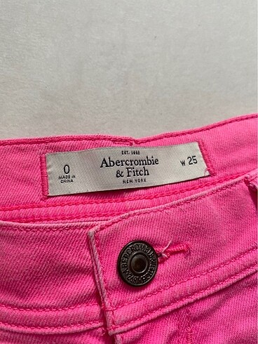 s Beden Lolita Abercrombie Pembe Mini Şort