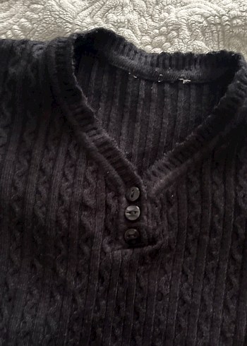 Siyah Düğmeli Örgü Kadın Kazak - Görsel 2