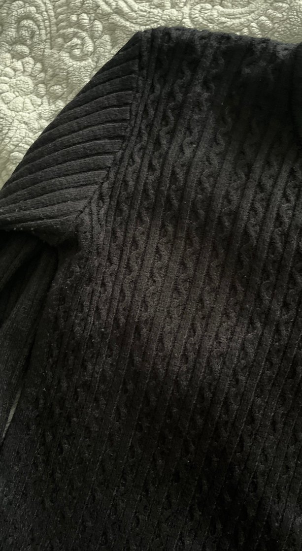 Siyah Düğmeli Örgü Kadın Kazak - Görsel 3