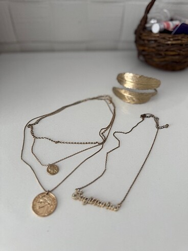 Accessorize Kolyeler ve kol bilekliği