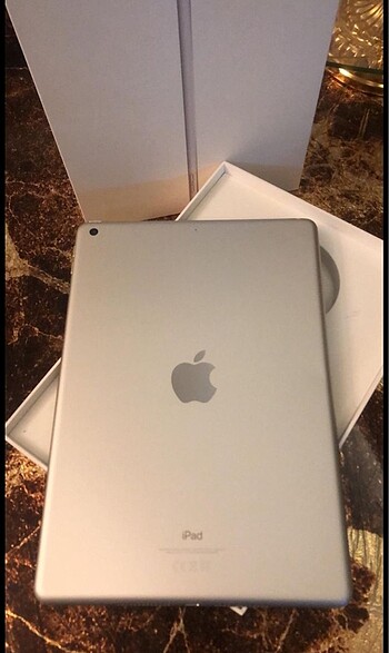 ipad 128 gb 7.nesil gümüş