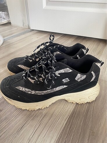 40 Beden SKECHERS SPOR AYAKKABI 40