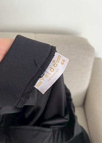 Sıfır ayarında siyah kalem etek - Görsel 4