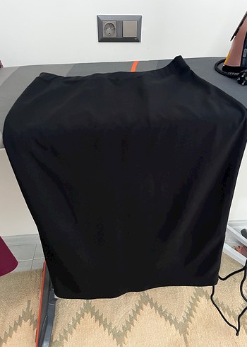 Sıfır ayarında siyah kalem etek - Görsel 3