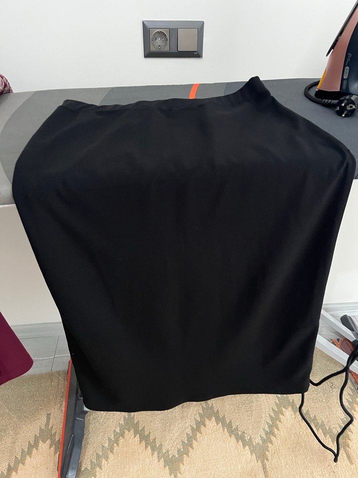 Sıfır ayarında siyah kalem etek - Görsel 3