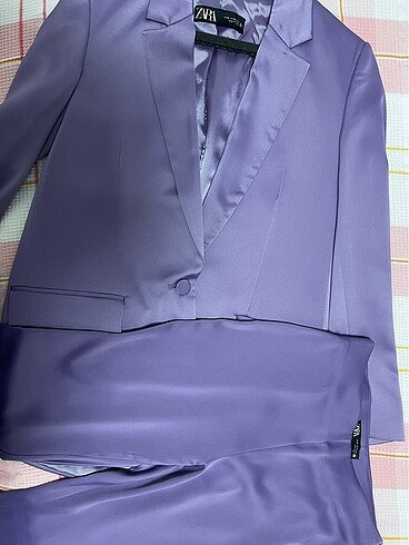 LİLA SATEN YIRTMAÇLI PANTOLON - Görsel 5