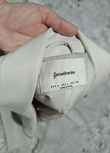 l Beden Stradivarius Deri Ceket 