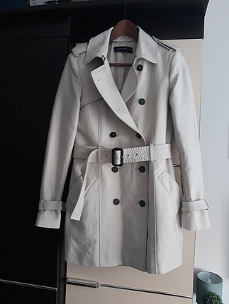 zara trenckot