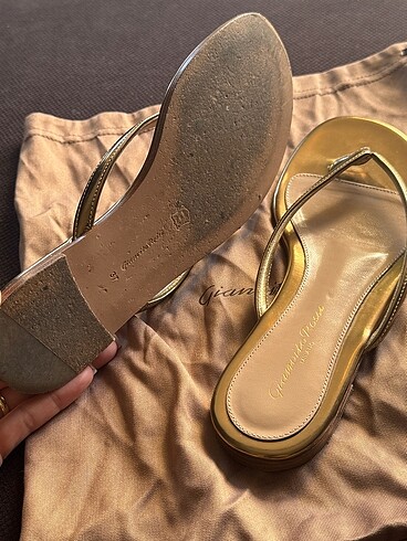 37 Beden Gianvito Rossi Terlik