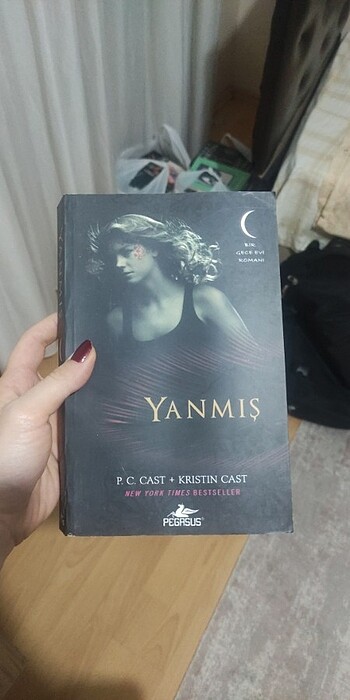 Kristin Cast - Yanmış 
