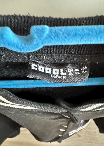 Siyah Baskılı Düğmeli Kadın Ceket - Görsel 3