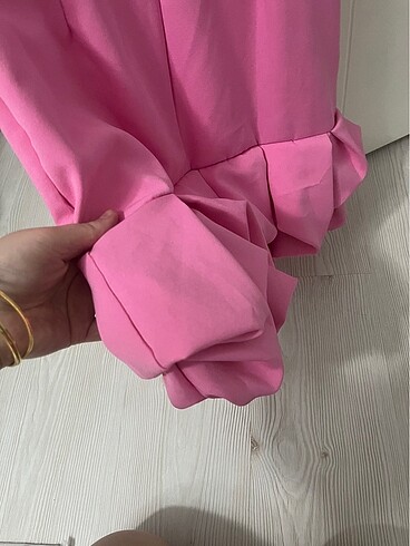 l Beden pembe Renk Pembe elbise
