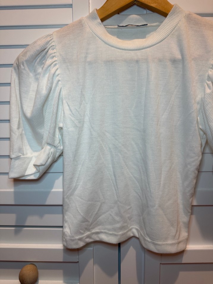 Beyaz Kısa Kollu Tişört - Görsel 2