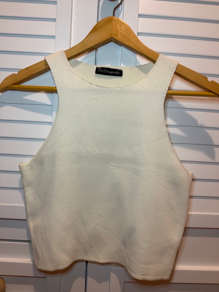 Beyaz Yüksek Yakalı Kadın Atlet - Görsel 2