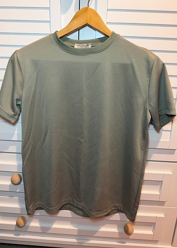 Gri Kısa Kollu Regular Fit Kadın Tişört - Görsel 2