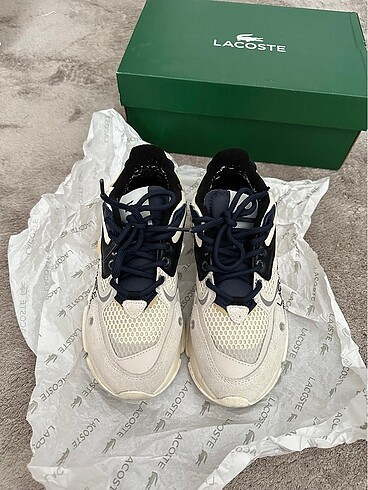 Lacoste Spor Ayakkabı