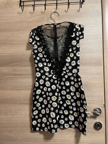 Çiçekli yazlık elbise - Görsel 3