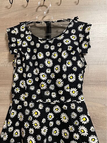 Çiçekli yazlık elbise - Görsel 2