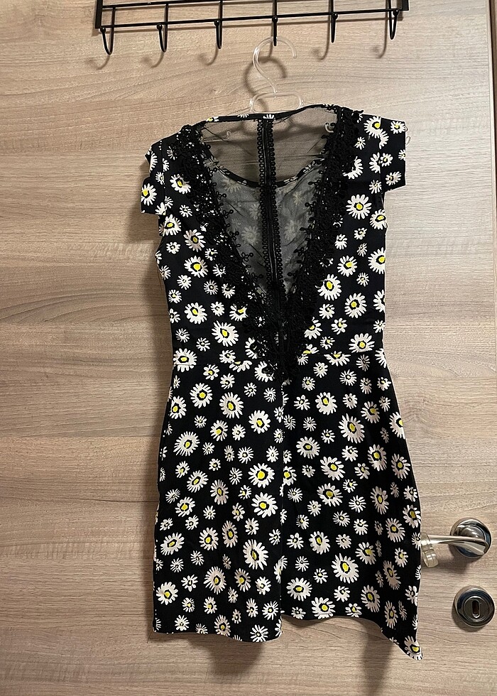 Çiçekli yazlık elbise - Görsel 3