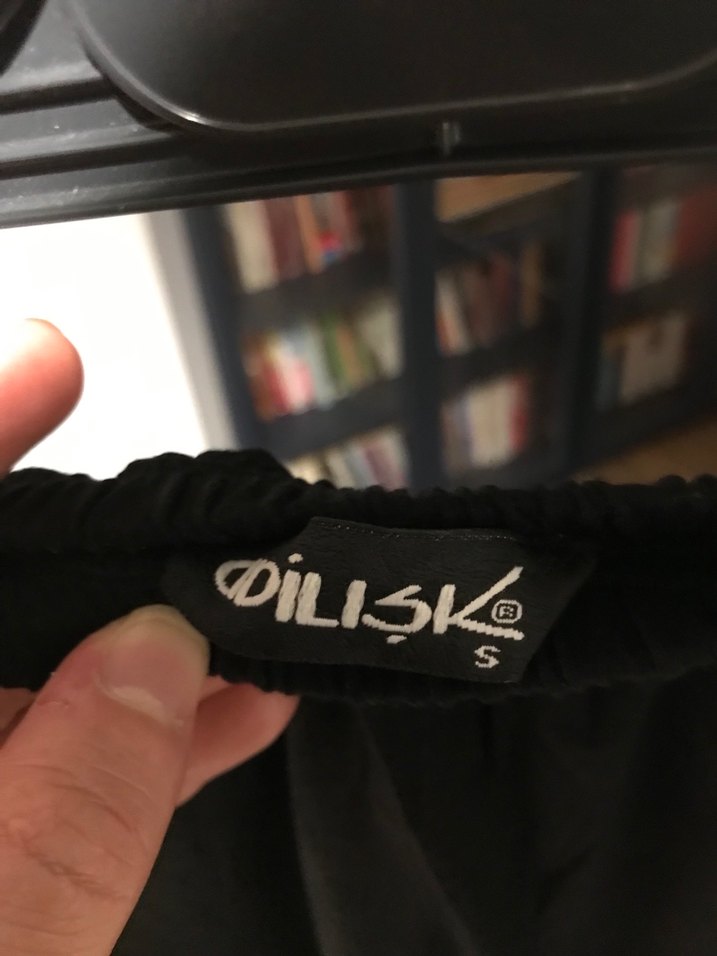 Siyah Fırfırlı Gotik Etek - Görsel 2