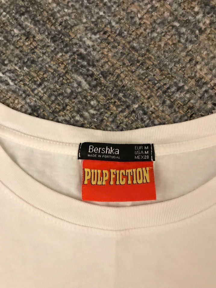 Bershka marka pulp fiction temalı özel seri tişört - Görsel 3