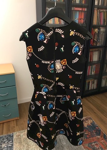 H&M marka Mücevher Detaylı Desenli Elbise - Görsel 3