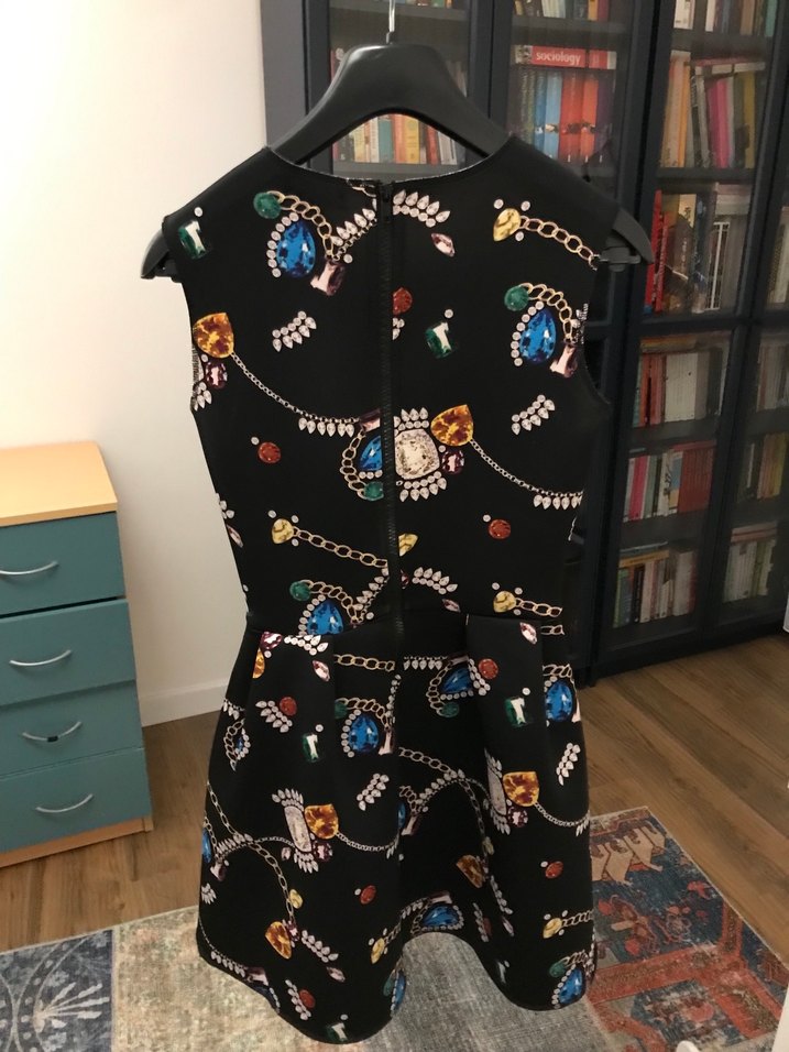 H&M marka Mücevher Detaylı Desenli Elbise - Görsel 5